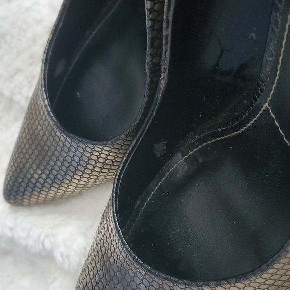 Charles by Charles David Heels Size 6.5 - Picture 8 of 9